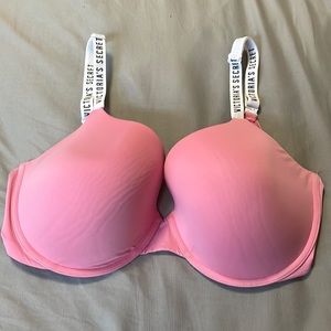Victoria Secret Lightly Lined t shirt bra